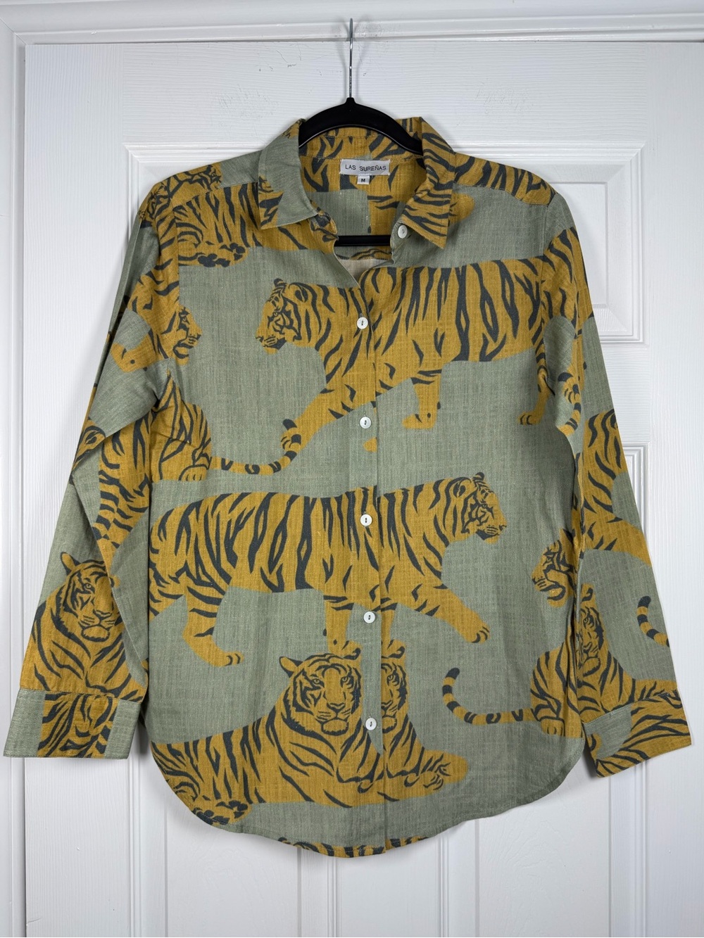 LAS SURENAS Size M • Green Tigers Button Down Top.